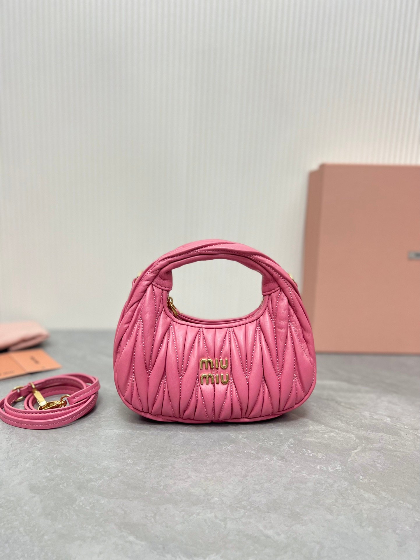 f86e164cb600600a956d2baa21e43b275097a8fc