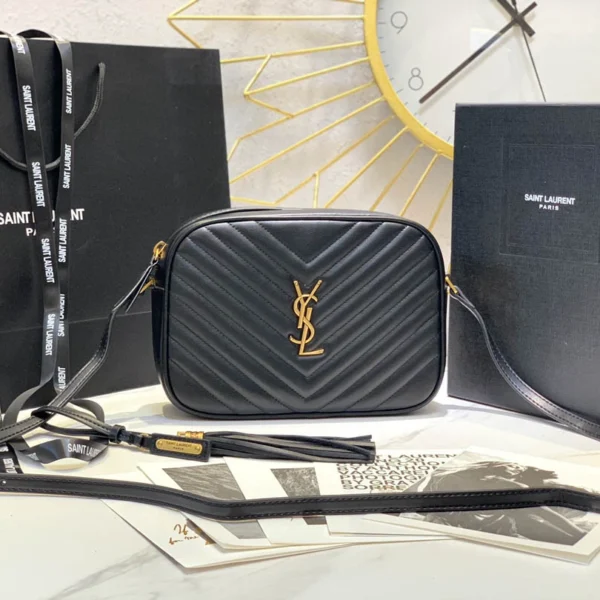 LOULOU PUFFER Lambskin bag Size:23x15.5x5.8cm Model:620333