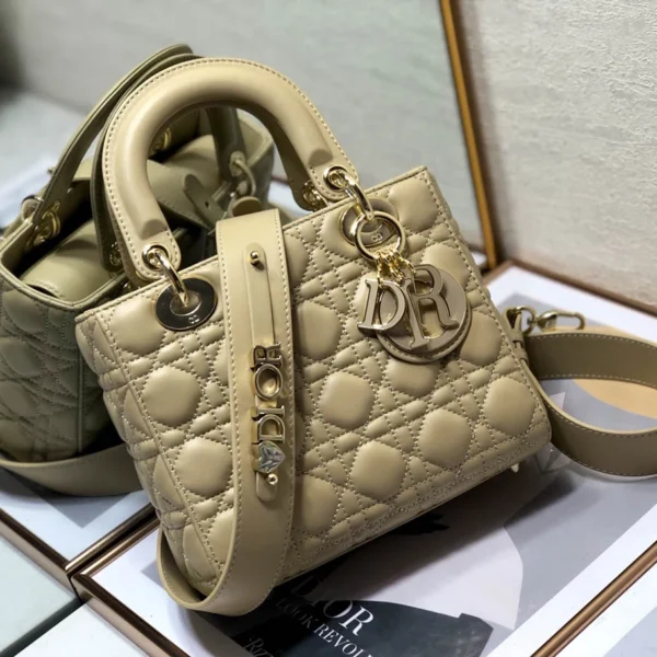 ABC Alphabet Size: 20cm