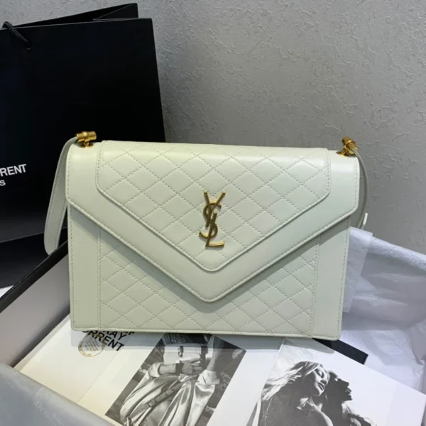 Model：668863 Size：26185cm